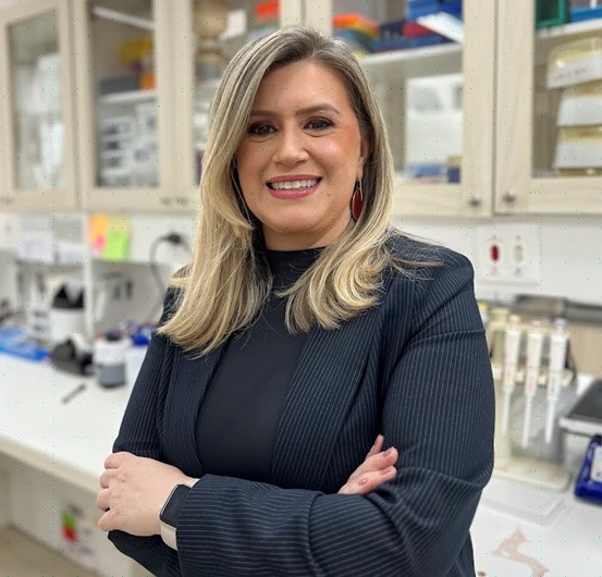 Profa Dra Marcia Cominetti 1 papo reto